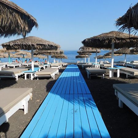 Happy Fish Rooms- Beachfront Perissa  Dış mekan fotoğraf